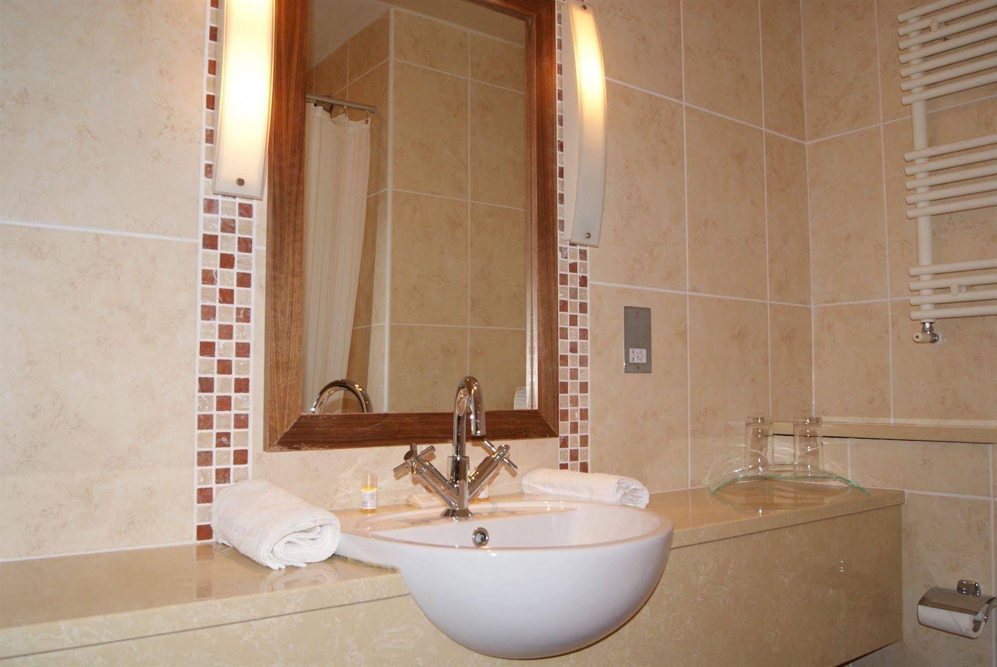 Hotel Cliffs Of Moher Liscannor